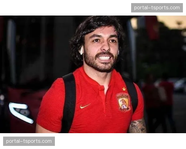 从伤病中归来:大都会队王牌投手雅各布·德格罗姆复出首战投满7局 从伤病中归来:大都会队王牌投手雅各布·德格罗姆复出首战投满7局